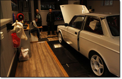 Tuning Volvo 240 Turbo - MaxxECU V1 Tuning Volvo 240 Turbo - MaxxECU V1